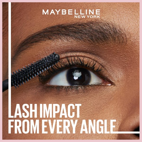 Maybelline Lash Sensational Cosmic Black Sky High لتكثيف وإطالة الرموش بلون أسود كثيف