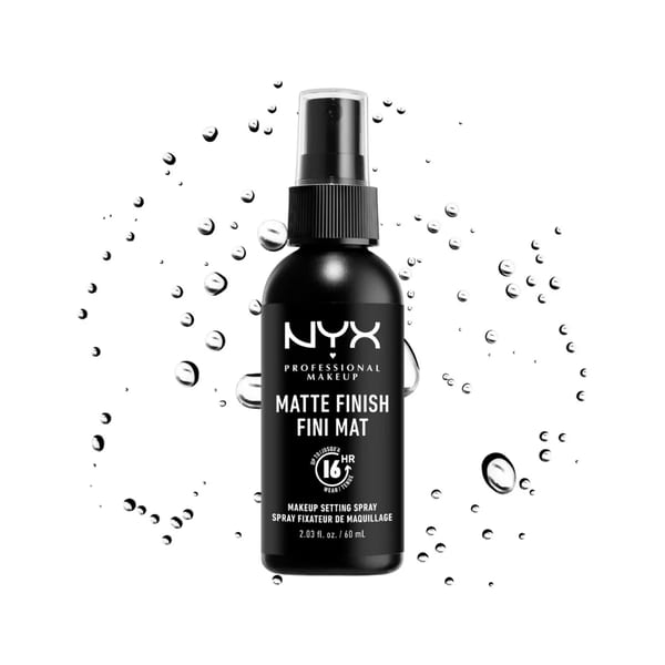 NYX Professional Makeup Setting Spray - لمسة نهائية مطفية، خفيف، يدوم طويلاً، يزيد ثبات المكياج حتى 16 ساعة، تركيبة نباتية ولم تُختبر على الحيوانات، 60 مل